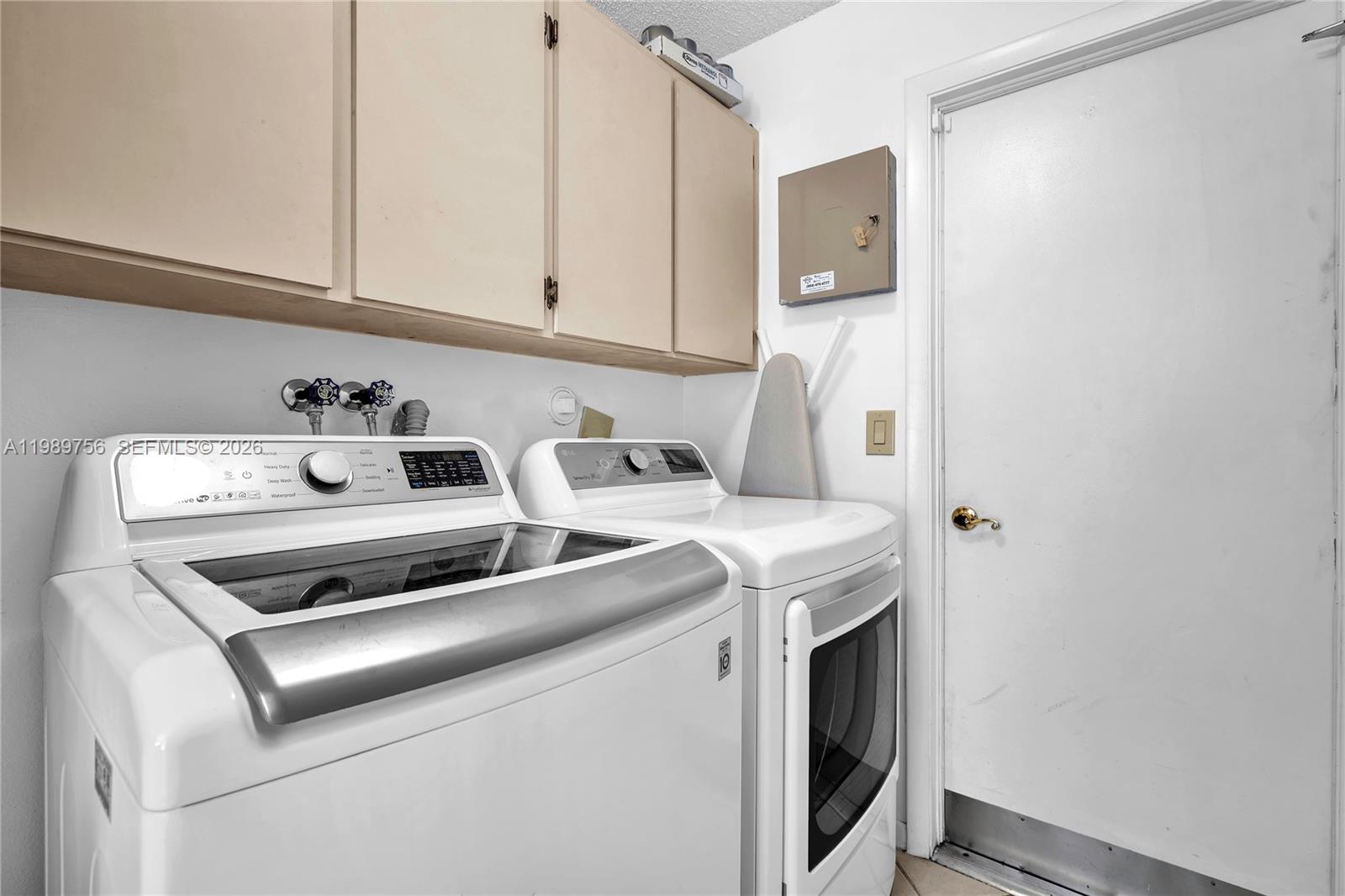 WELLEBY UNIT EIGHT - Residential