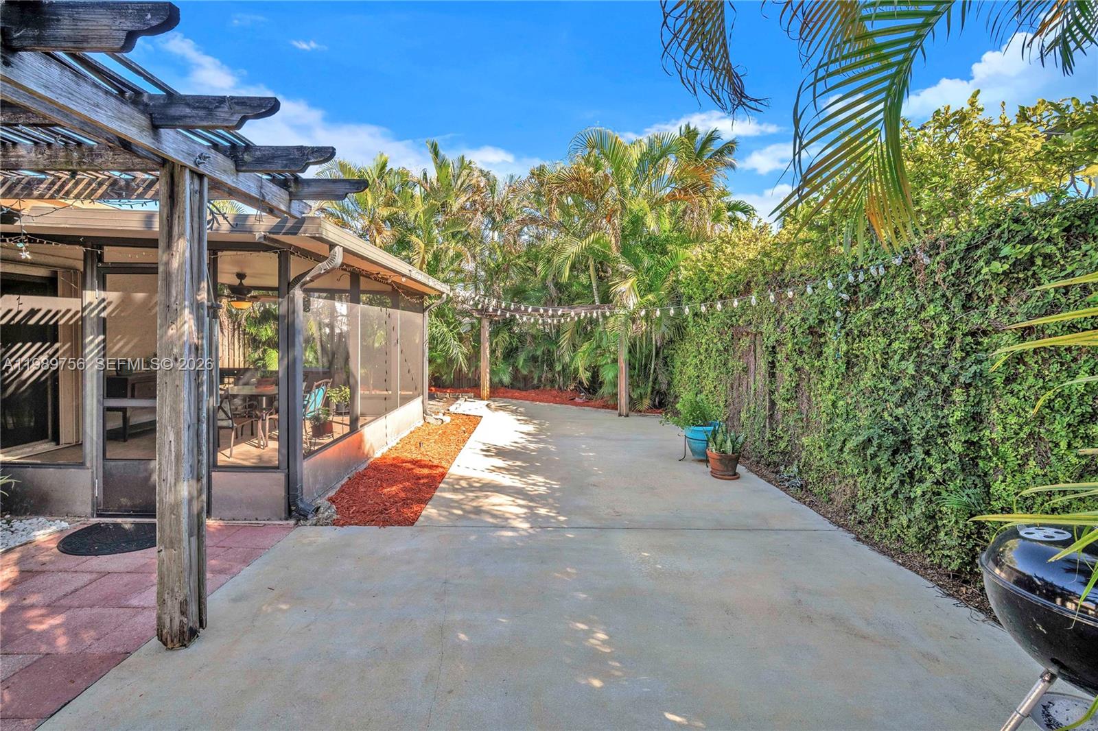 WELLEBY UNIT EIGHT - Residential