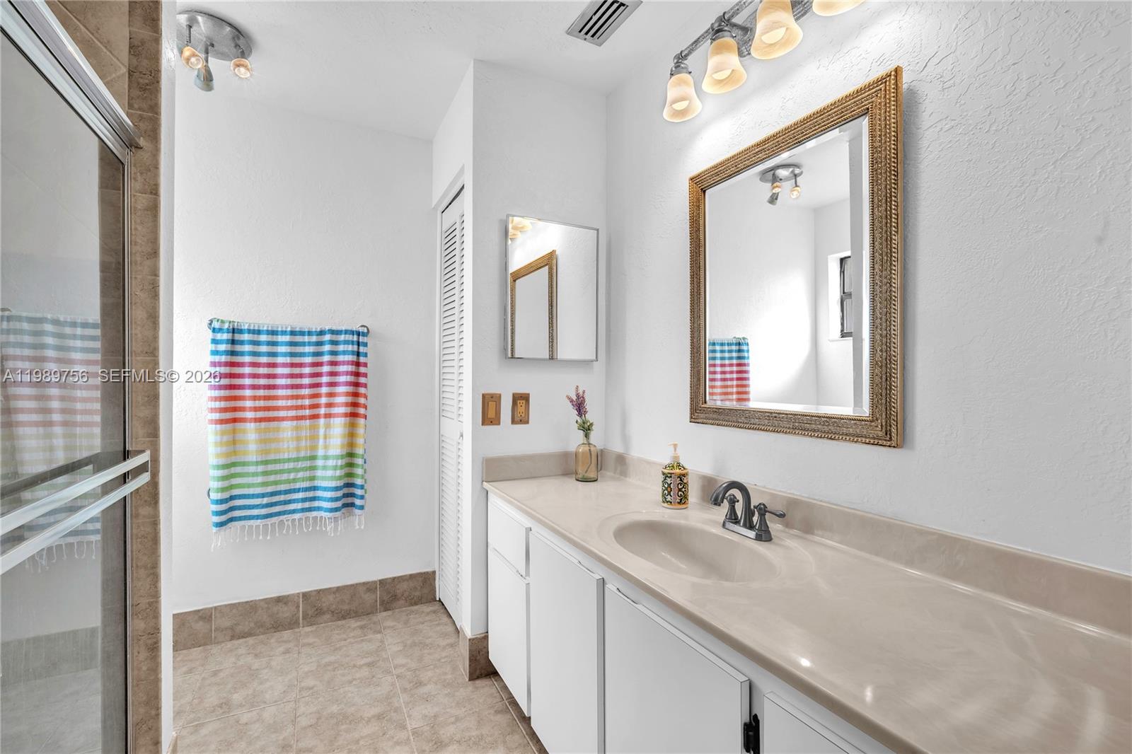 WELLEBY UNIT EIGHT - Residential