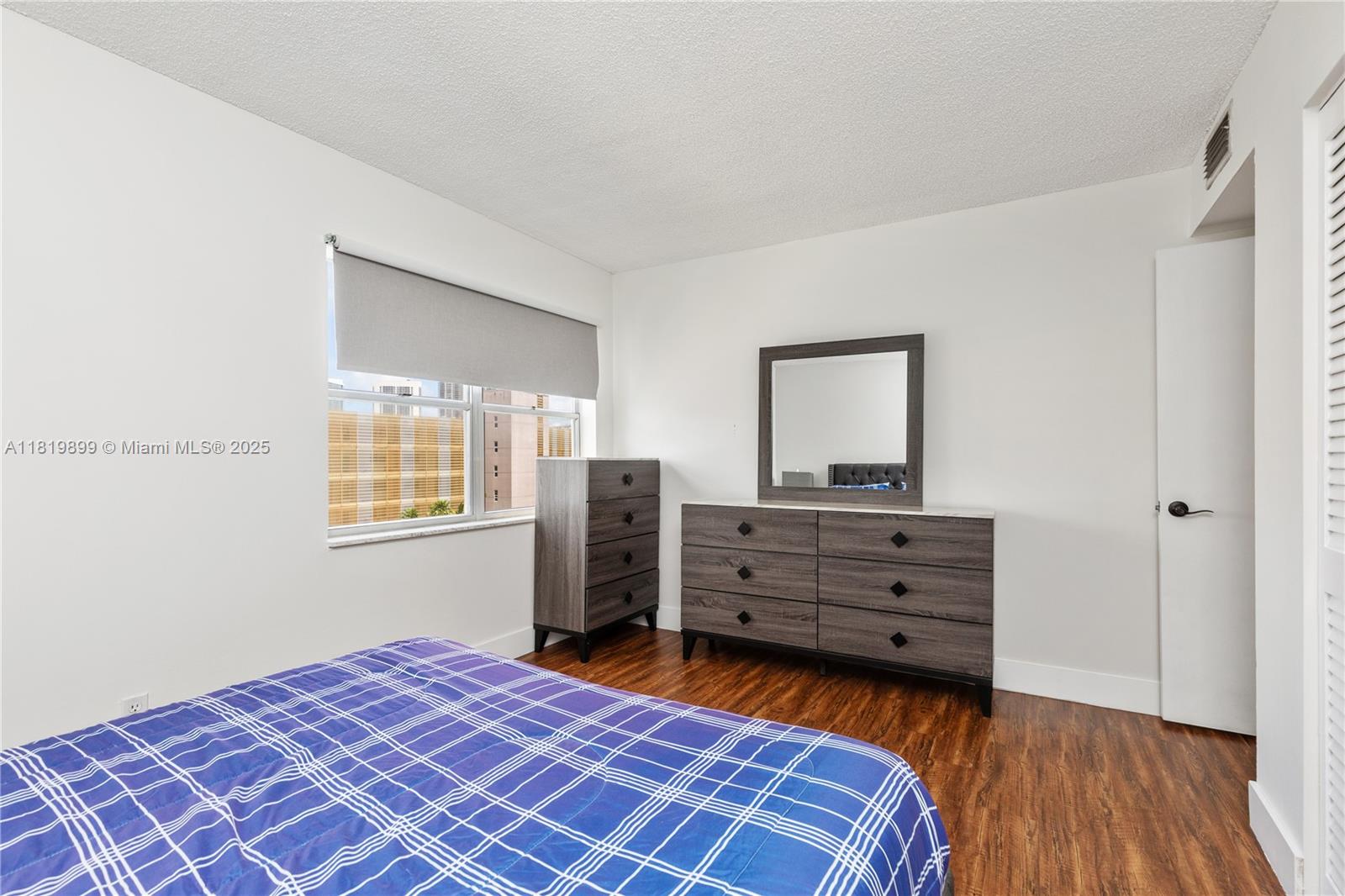 OCEAN VIEW TOWERS CONDO - Residential
