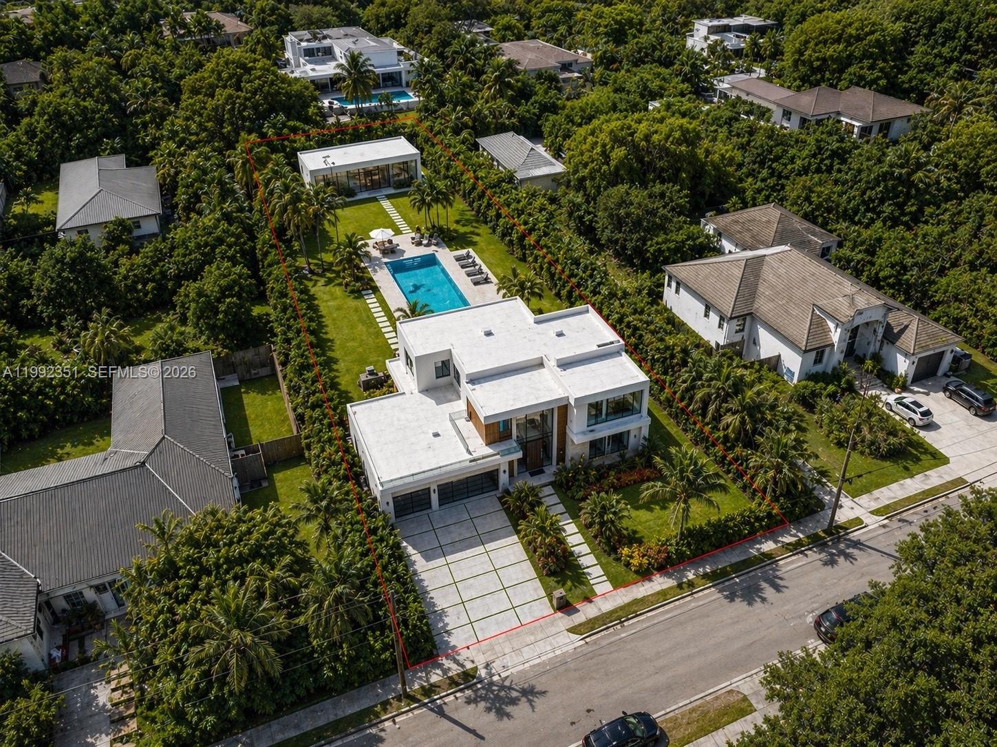 BISCAYNE GARDENS SEC G - Residential