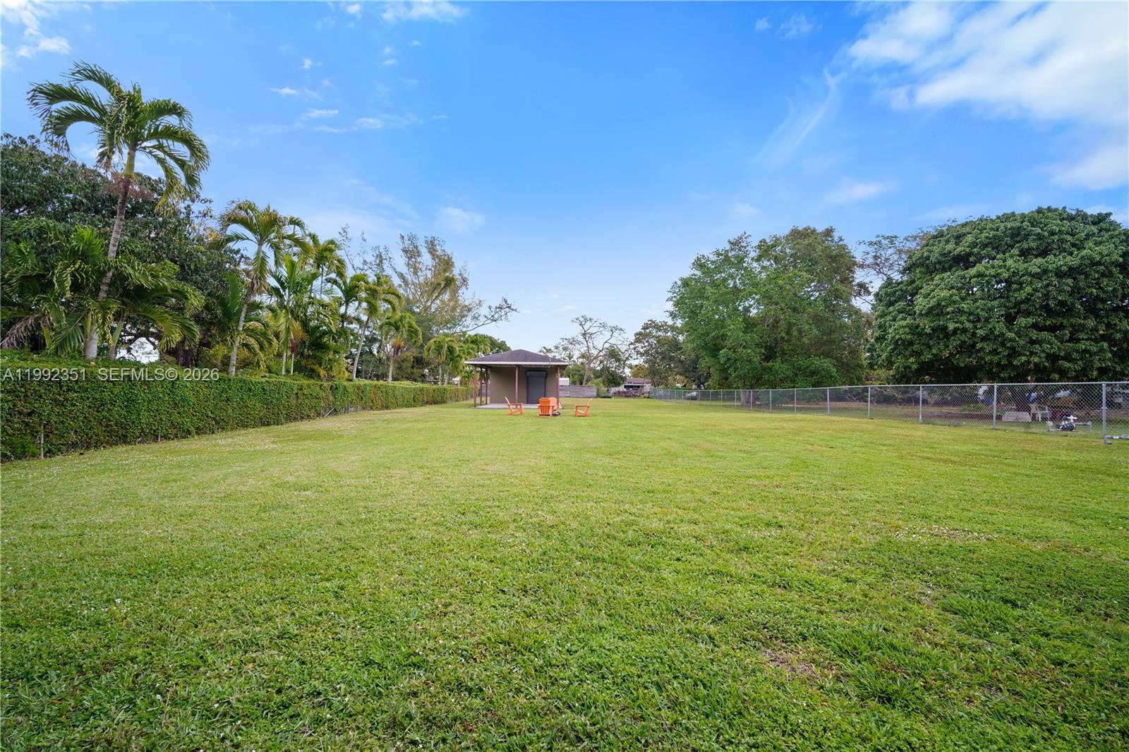 BISCAYNE GARDENS SEC G - Residential