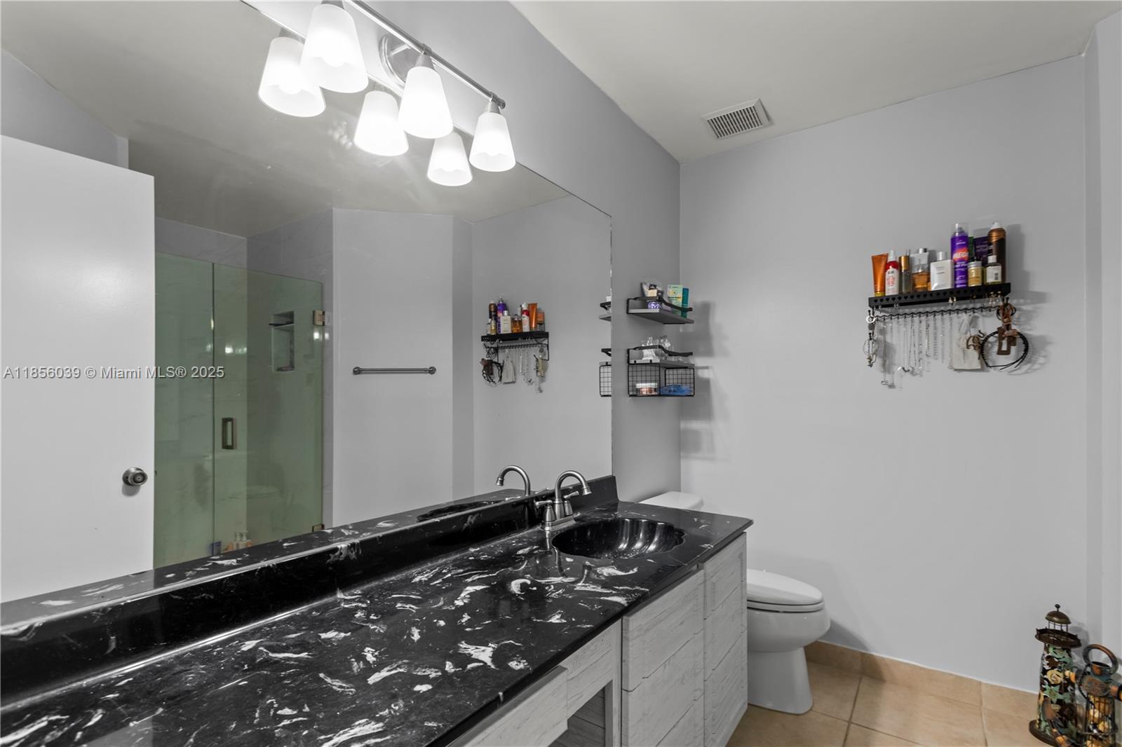 BRIDGEWATER AT PLANTATION - Residential