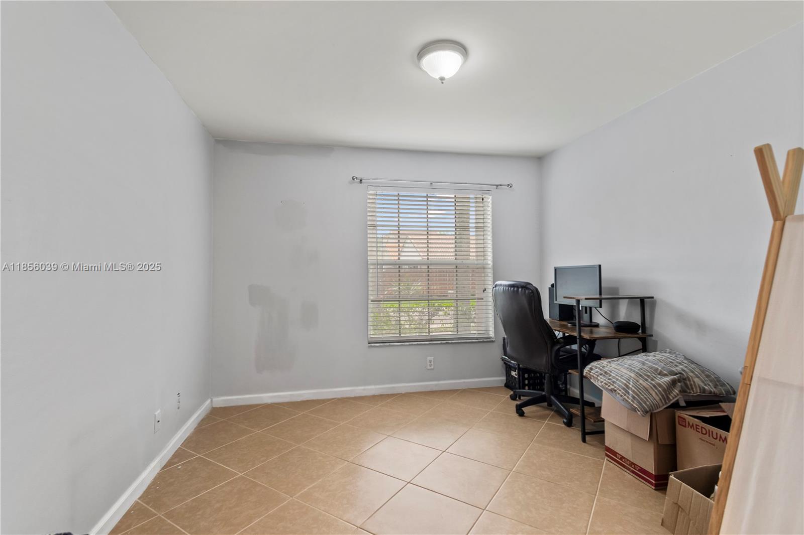 BRIDGEWATER AT PLANTATION - Residential