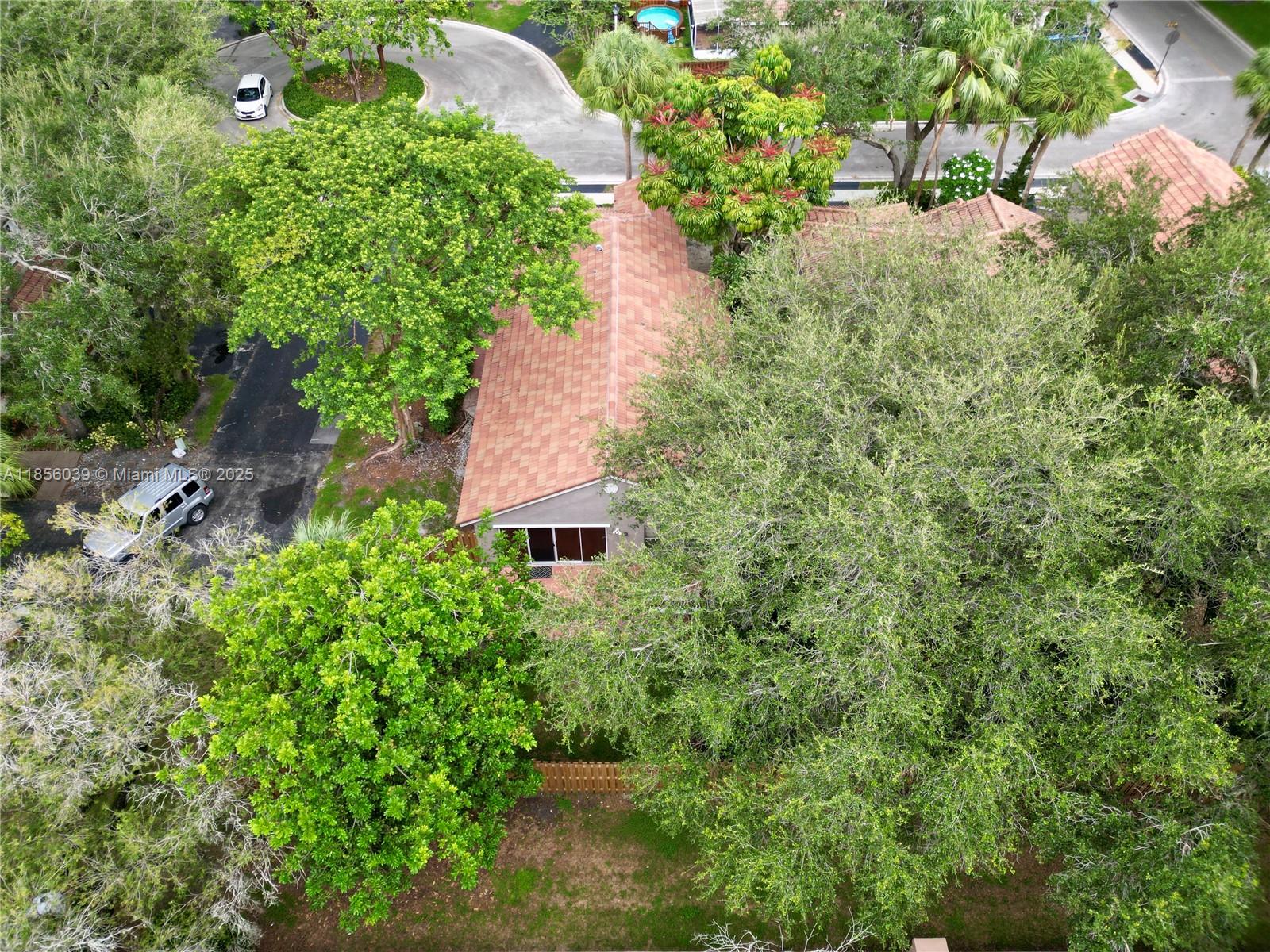 BRIDGEWATER AT PLANTATION - Residential