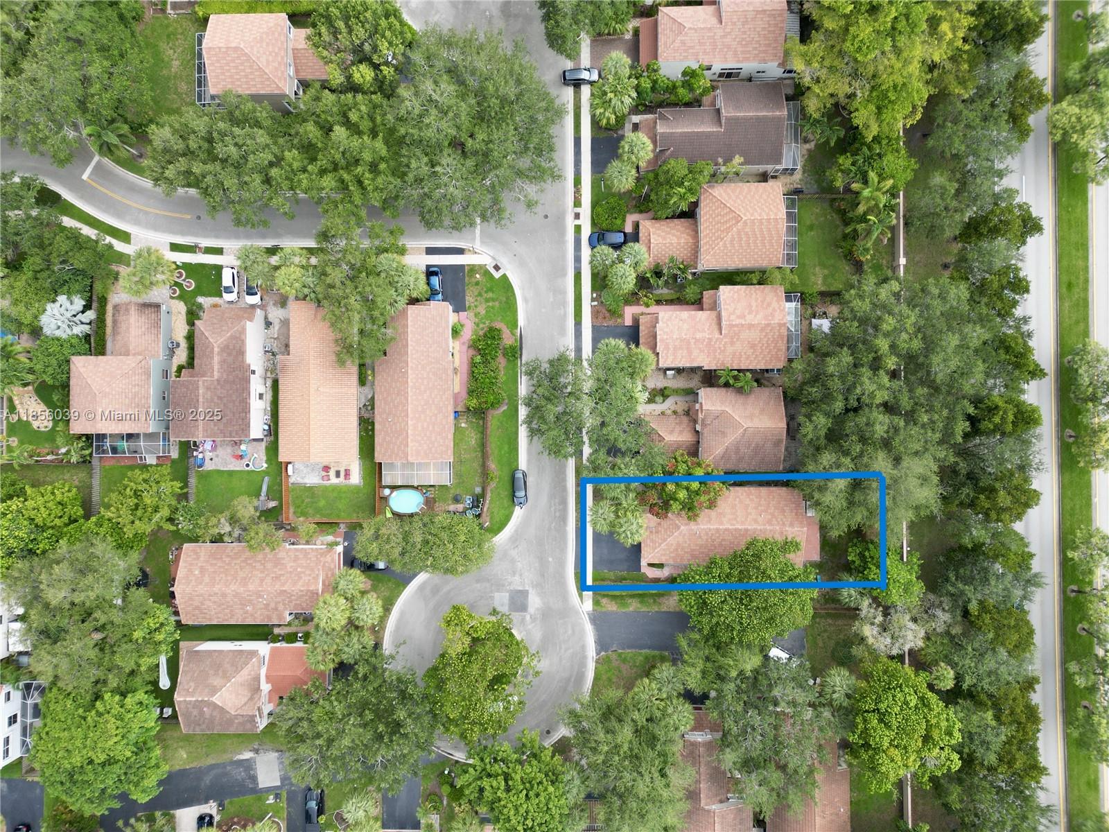 BRIDGEWATER AT PLANTATION - Residential