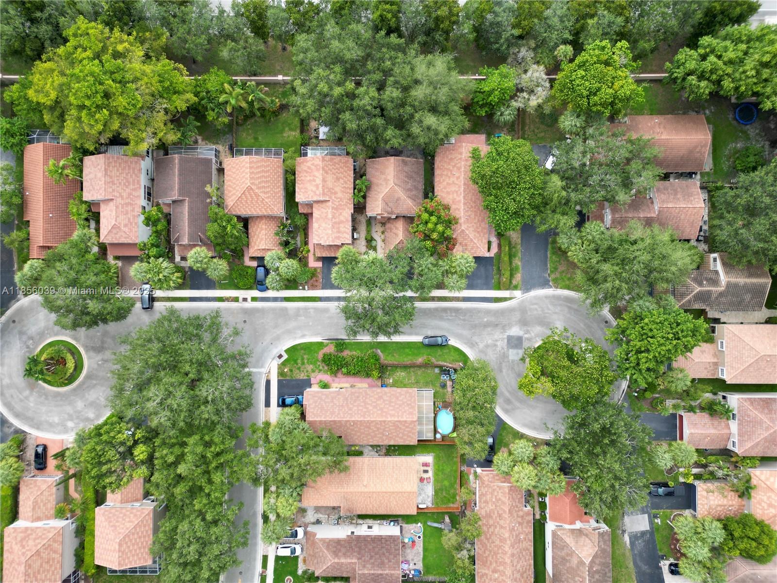 BRIDGEWATER AT PLANTATION - Residential