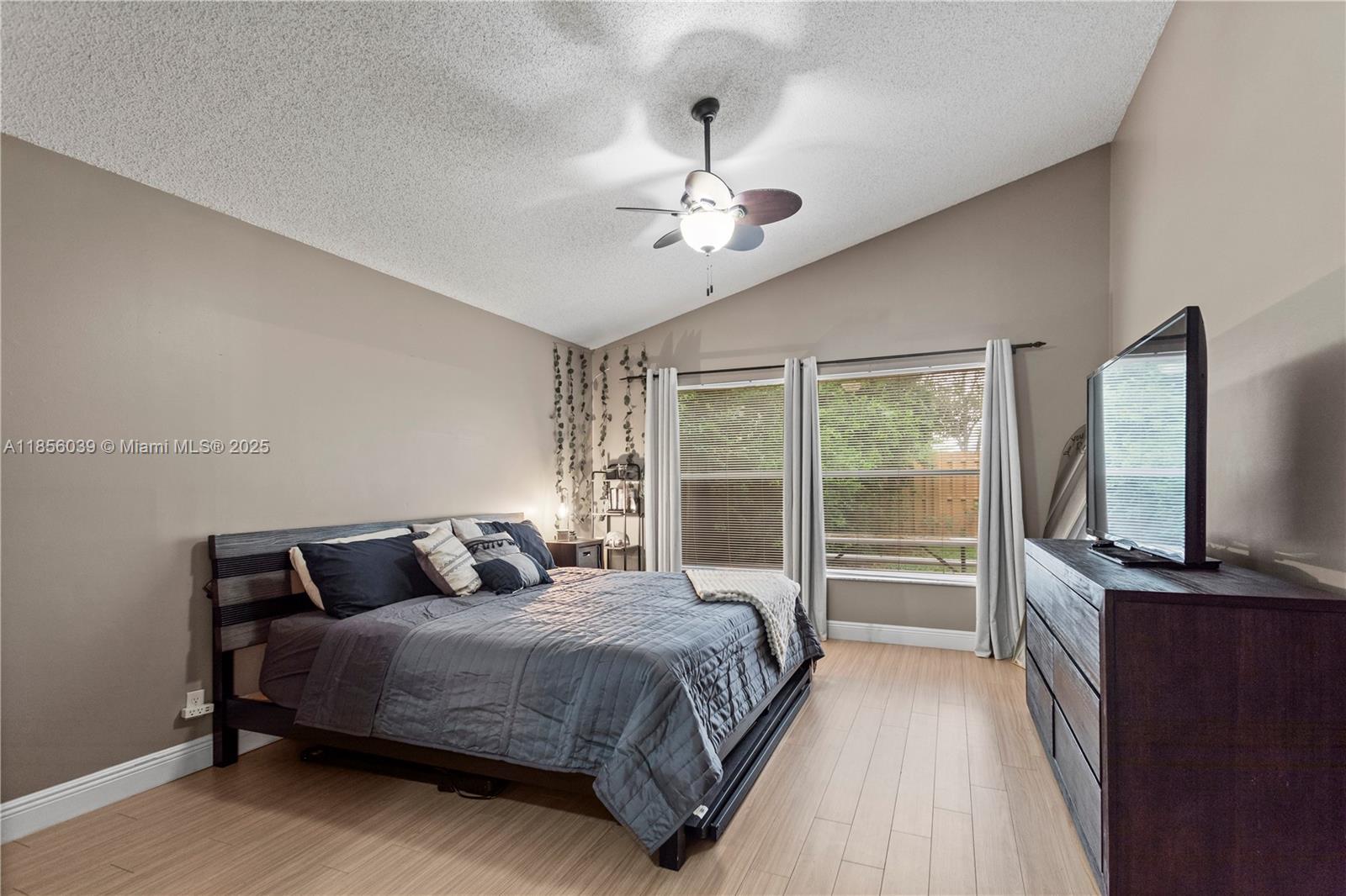 BRIDGEWATER AT PLANTATION - Residential