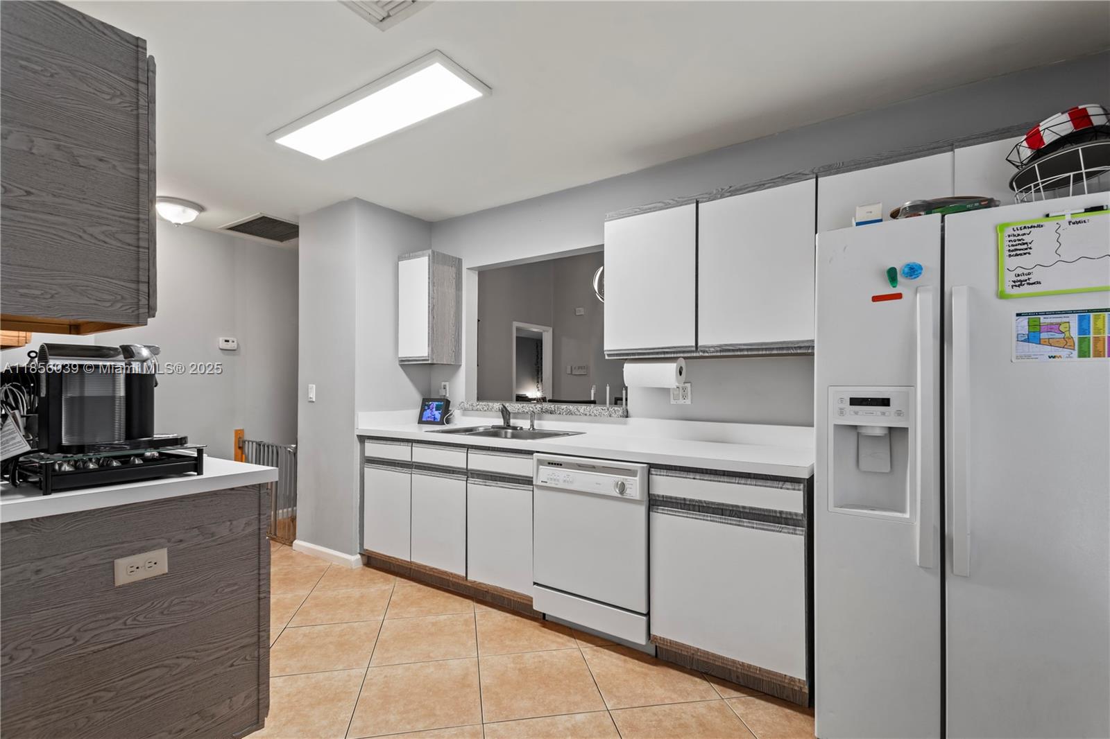 BRIDGEWATER AT PLANTATION - Residential