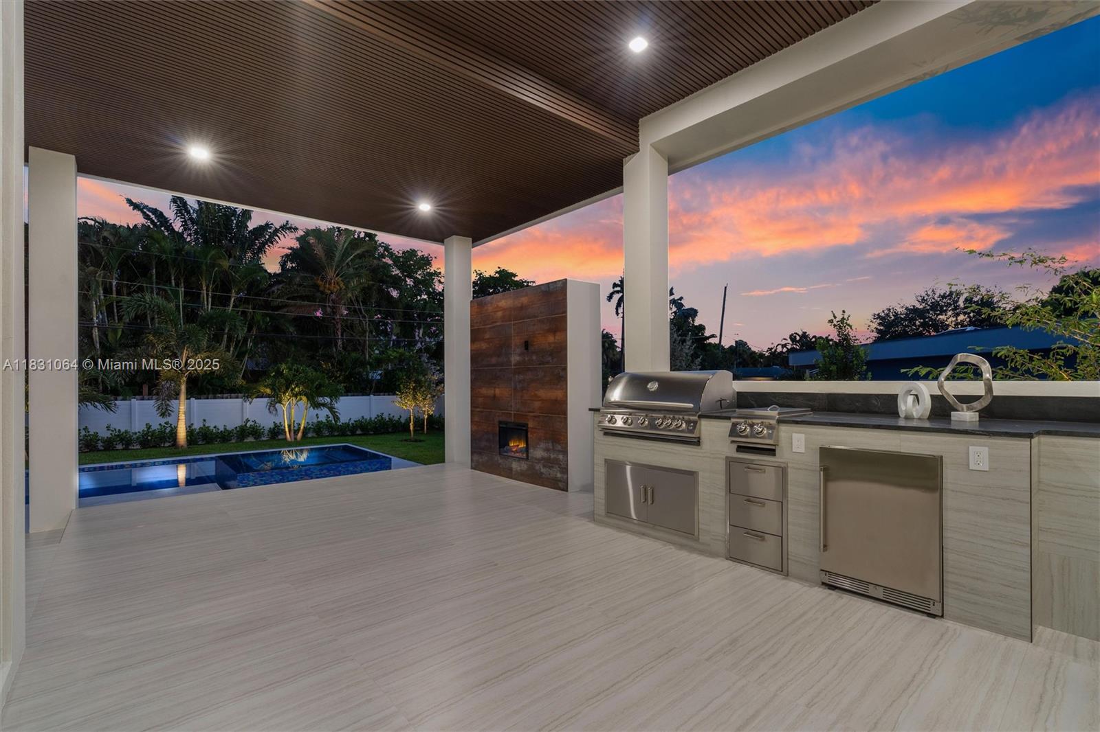 MICKELS 2ND ADD TO WILTON - Residential