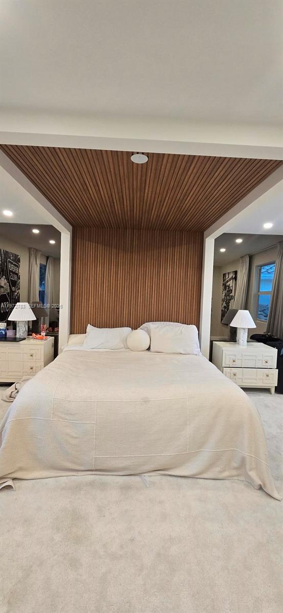 WINSTON PARK SECTION TWO- - Residential