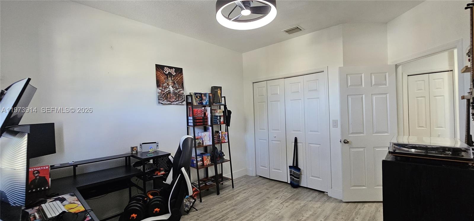 LAKES AT PEMBROKE - Residential