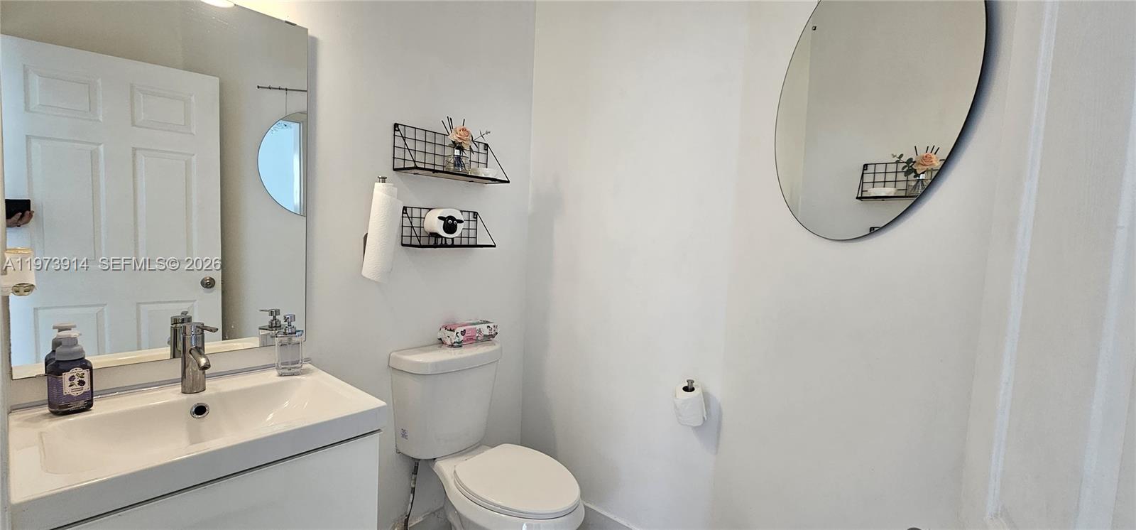 LAKES AT PEMBROKE - Residential