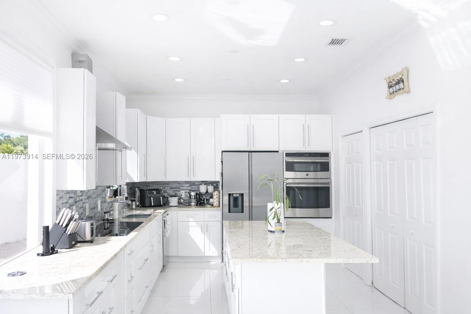 LAKES AT PEMBROKE - Residential