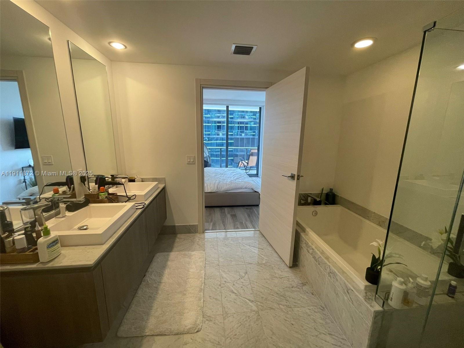 801 SMA RESIDENCES CONDO - Residential Lease