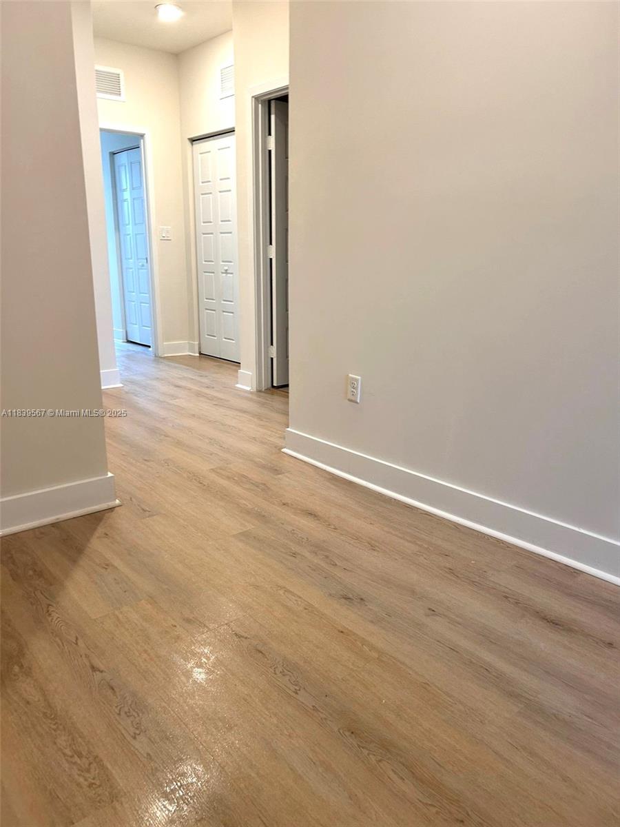 DUNNWOODY LAKE - Residential Lease