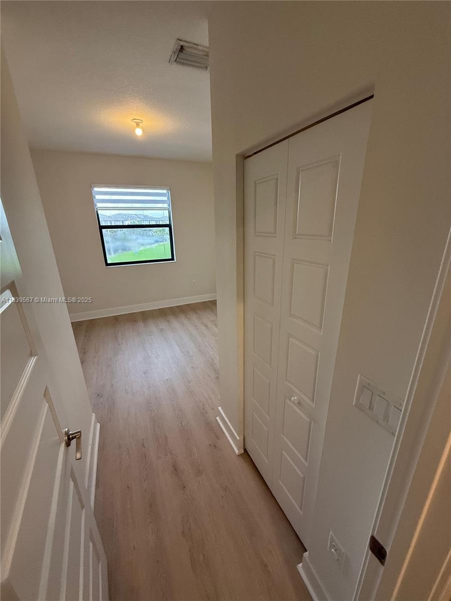 DUNNWOODY LAKE - Residential Lease