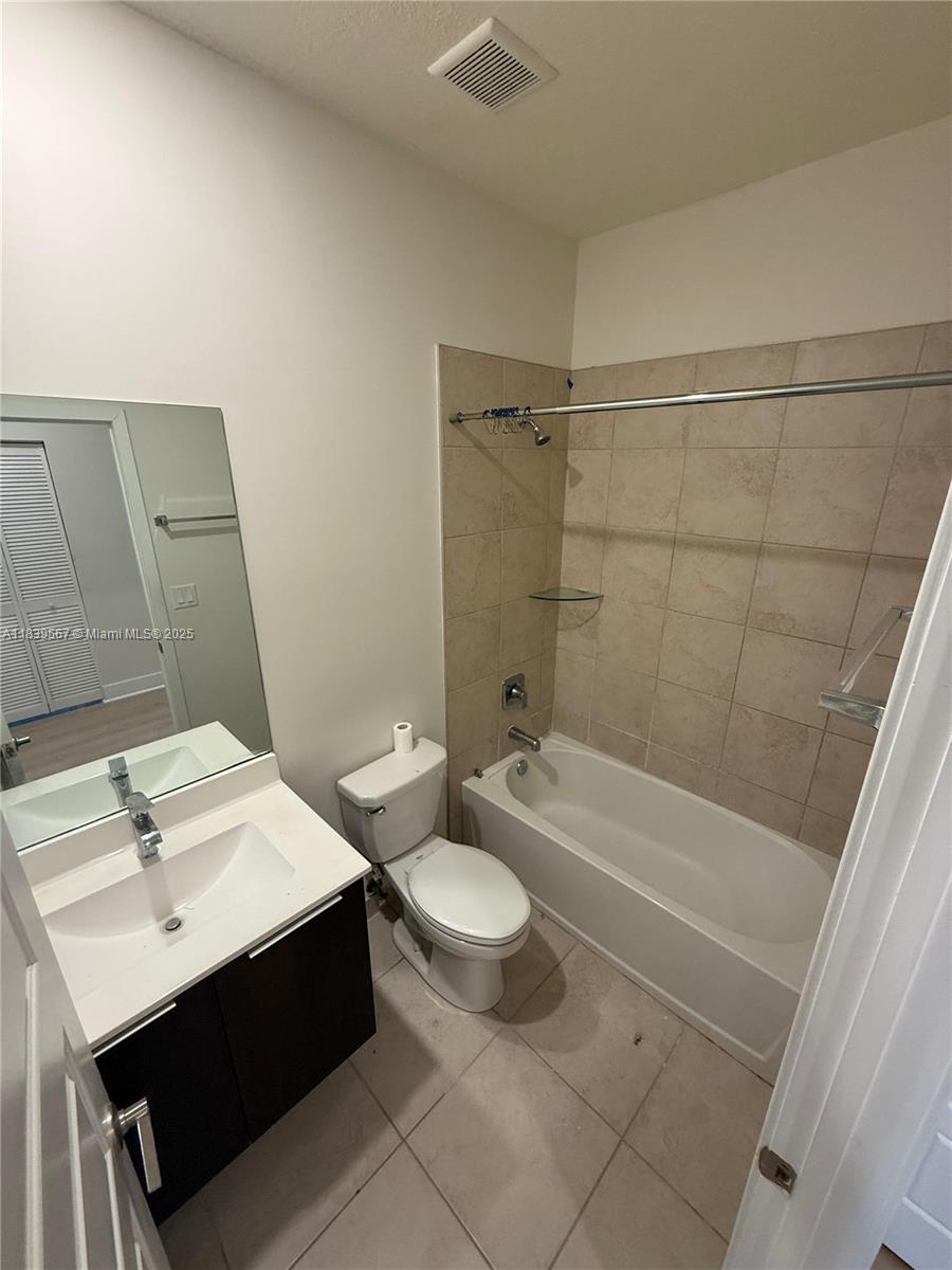DUNNWOODY LAKE - Residential Lease