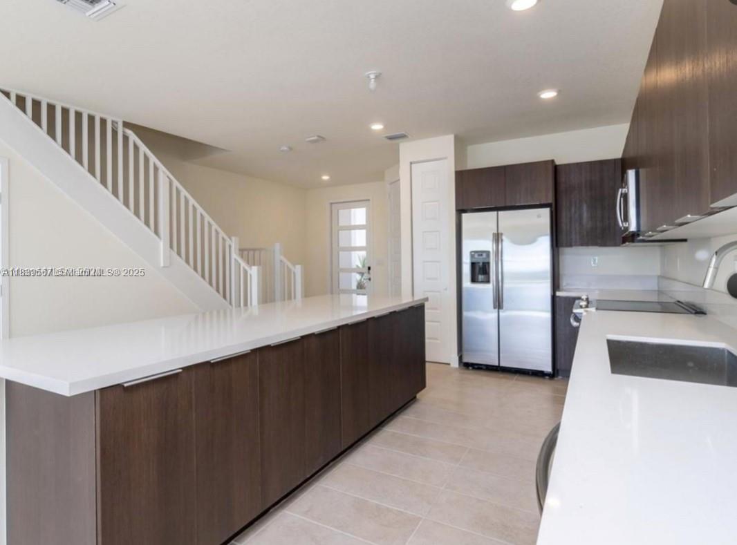 DUNNWOODY LAKE - Residential Lease