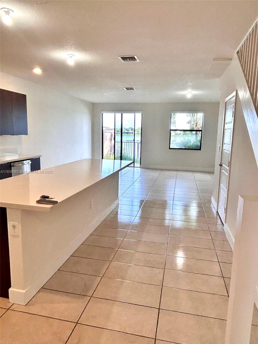 DUNNWOODY LAKE - Residential Lease
