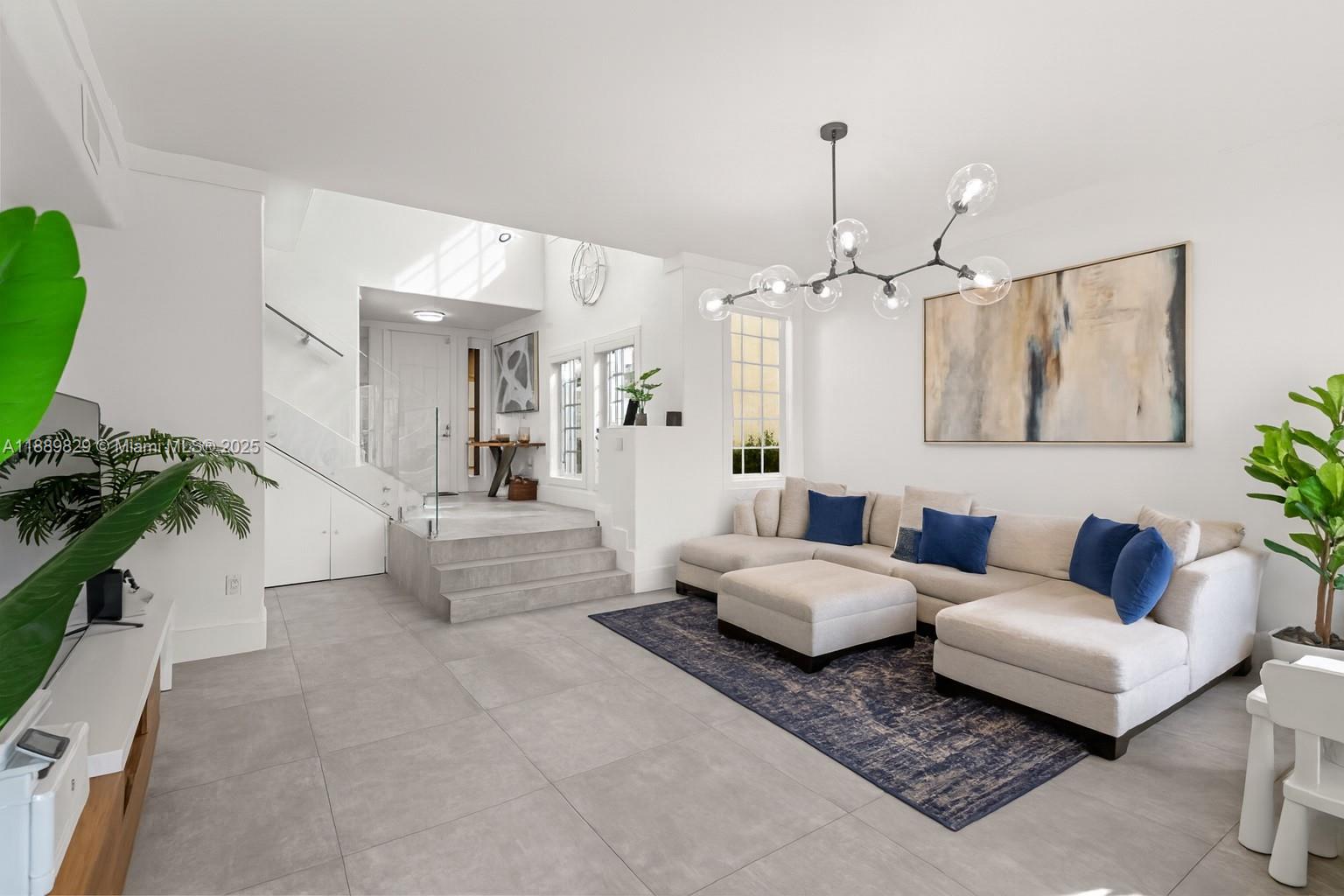AVENTURA LAKES - PHASE II - Residential