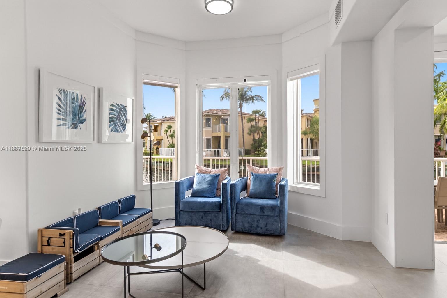AVENTURA LAKES - PHASE II - Residential