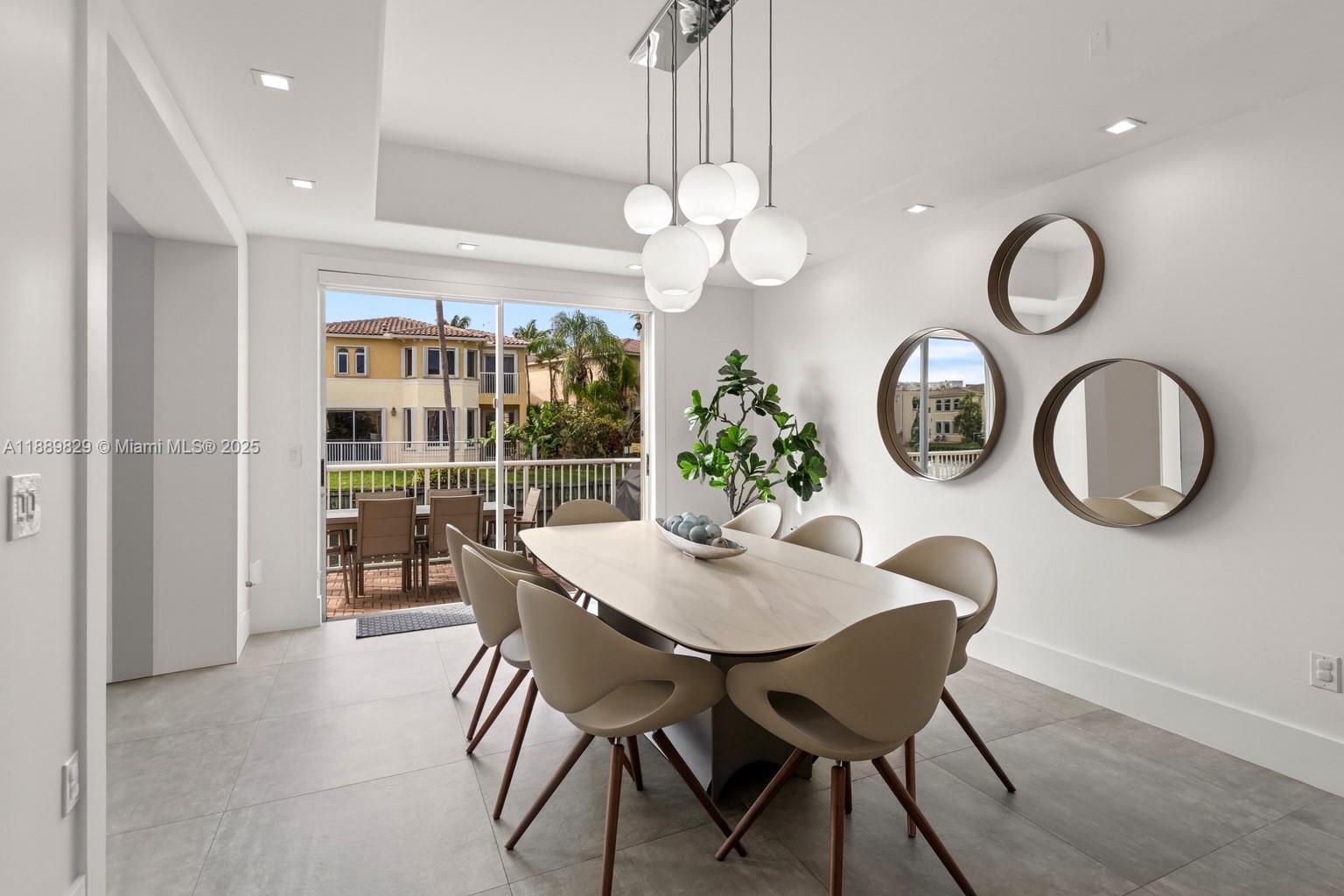 AVENTURA LAKES - PHASE II - Residential
