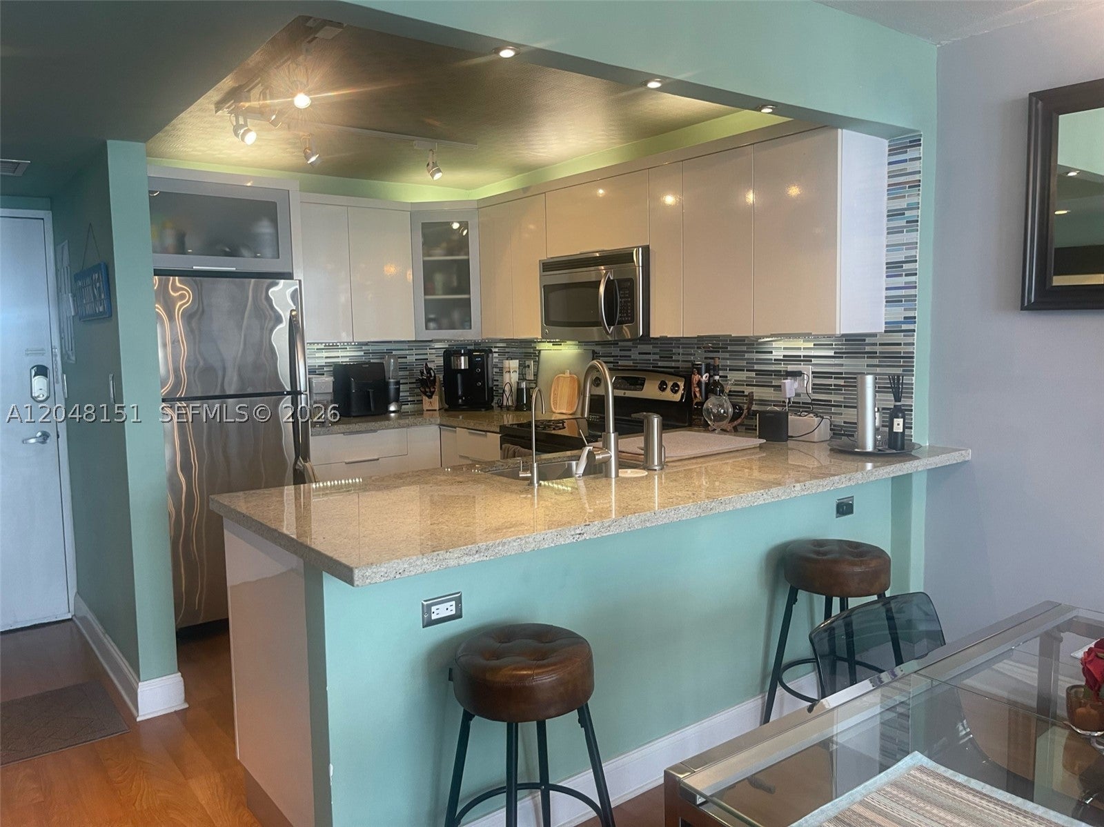 1228 West Ave 1104