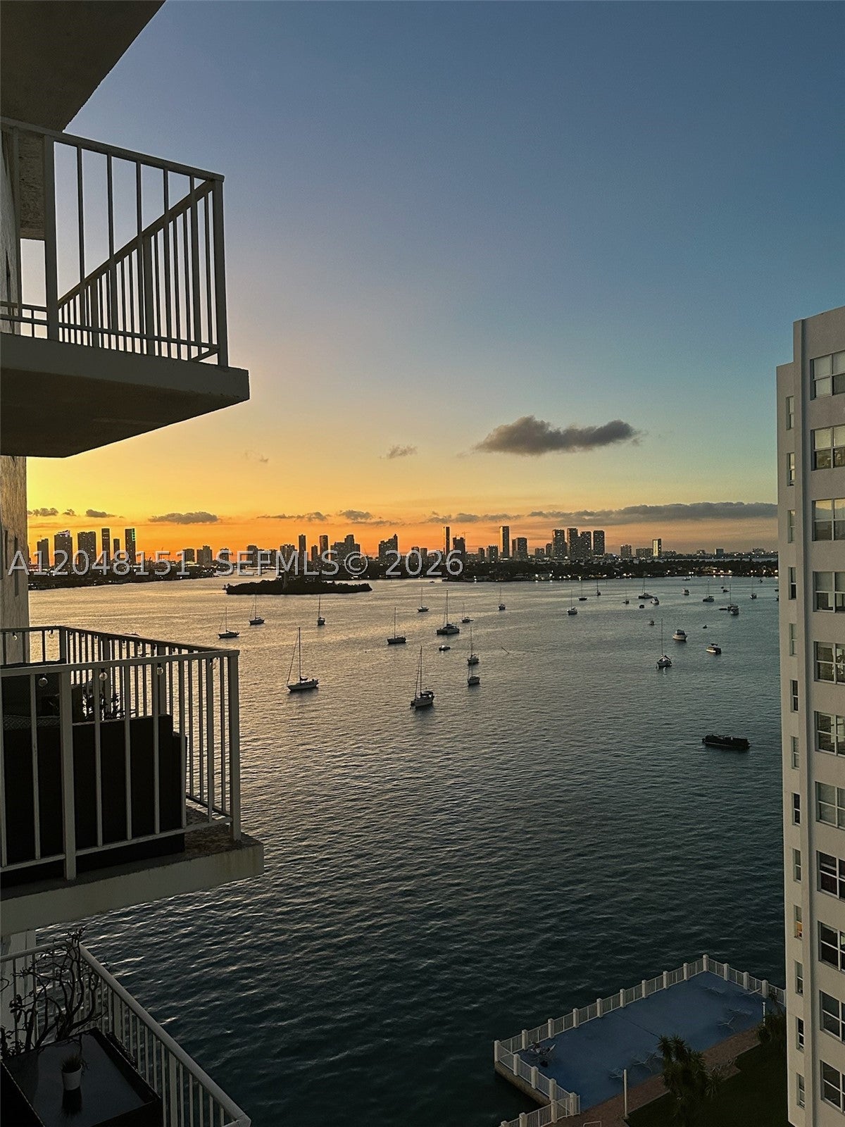 1228 West Ave 1104
