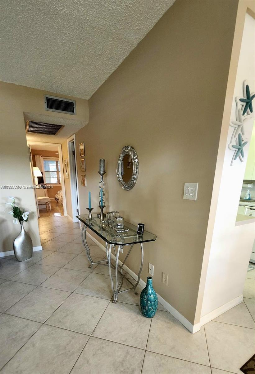 NEWPORT Q CONDO - Residential