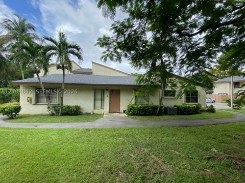 Photo of 11562 SW 109th Rd #35Z, Miami, FL 33176 (MLS # A12104842)