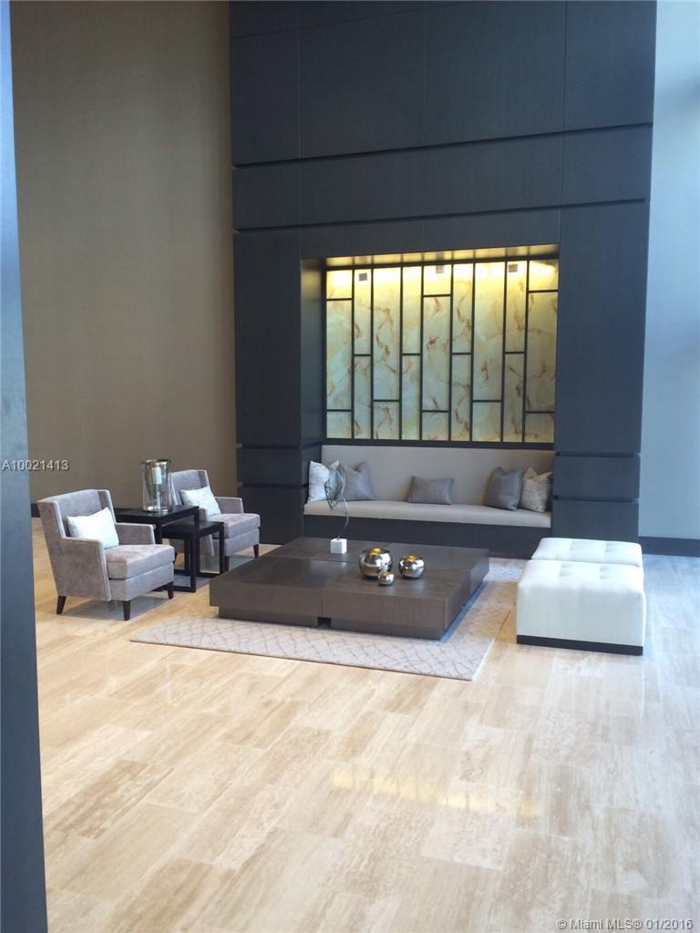 5252 PASEO CONDO - Residential Lease