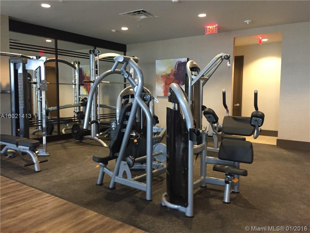 5252 PASEO CONDO - Residential Lease