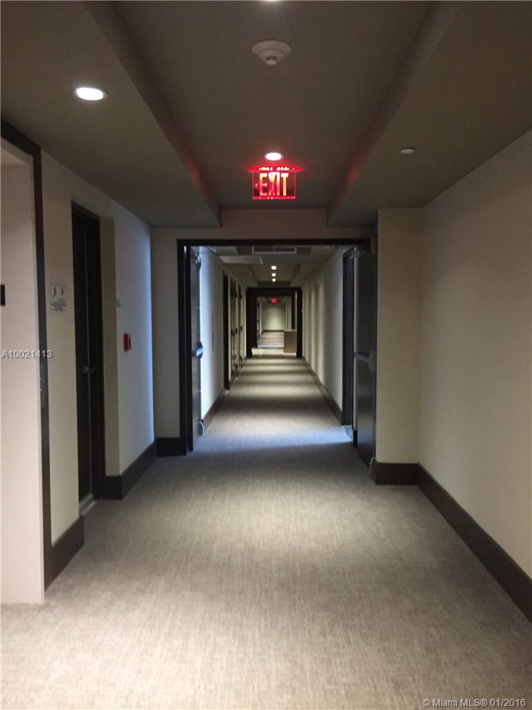 5252 PASEO CONDO - Residential Lease