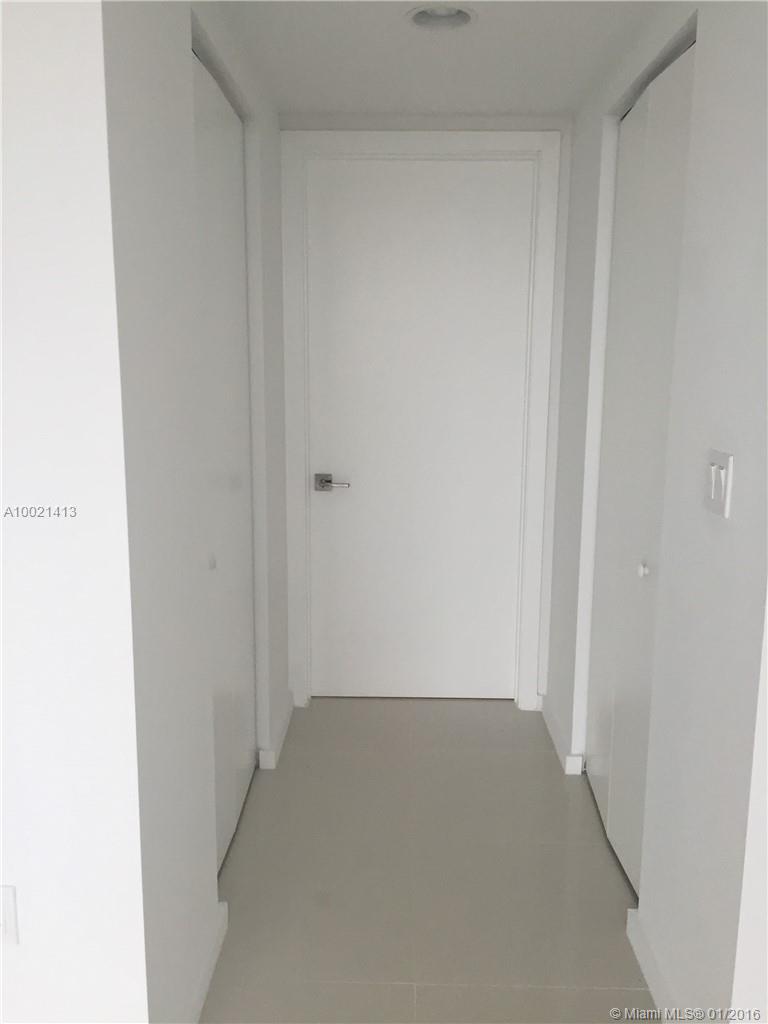 5252 PASEO CONDO - Residential Lease