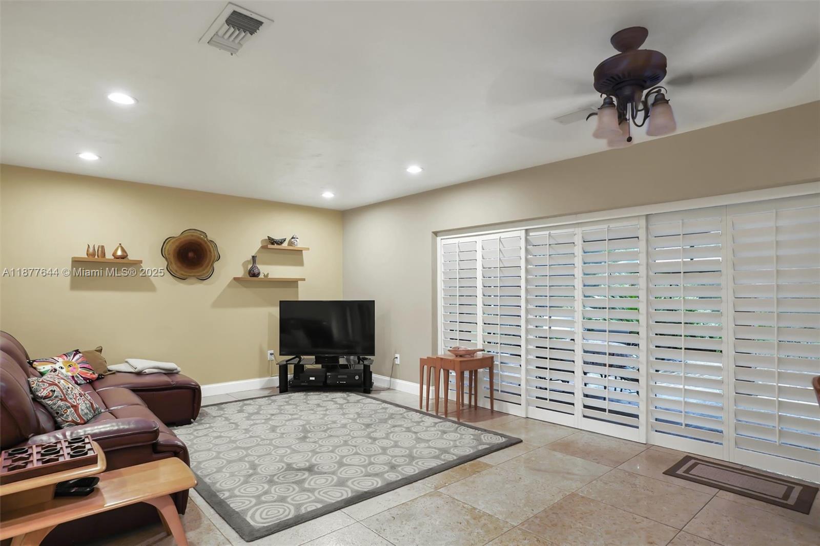 TANGLEWOOD GDNS - Residential