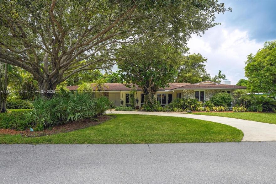 Bright, airy Mid Century pool home in North Palmetto Bay. Quiet street, close to 136th & Old Cutler.  Home features freshly painted exterior, 4 bed 2.5 bath & spacious layout. Lrg open kitchen w/counter seating. Family rm adjacent to kitchen overlook pool & patio. Formal living and dining rms with garden views. Separate lrg den/library with wood burning fireplace. Split bedrm floorplan. Large primary bedrm with adjacent office. Updated primary bathrm w/custom cabinetry. 3 additional lrg bedrooms. Updated second full bath.  House includes: walk in pantry, lrg hall closet, bedrms w/closet built- ins, indoor laundry & storage/craft rm, 1 car garage, old Chicago brick patio. Mature landscape.  Audio speakers in living rms & patio. Top rated Palmetto schools, near Coral Reef Park. Owner/agent.