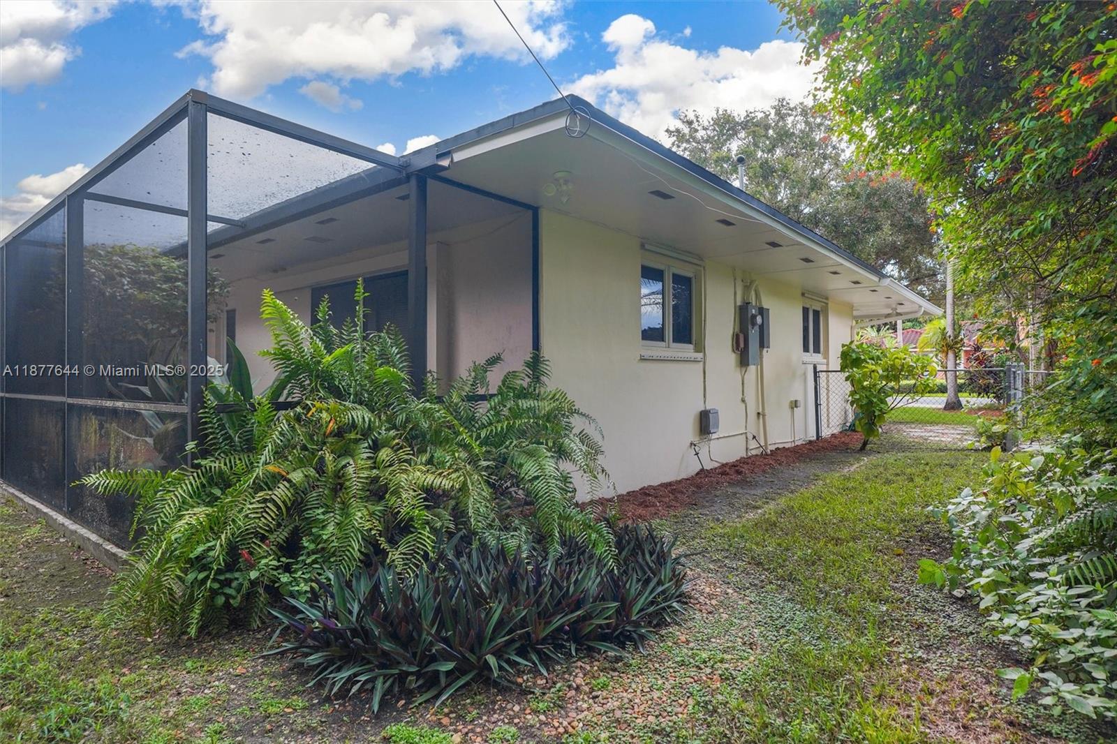 TANGLEWOOD GDNS - Residential