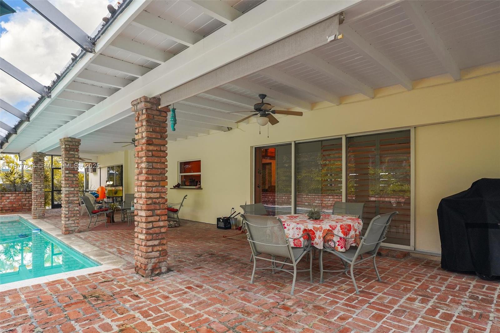 TANGLEWOOD GDNS - Residential