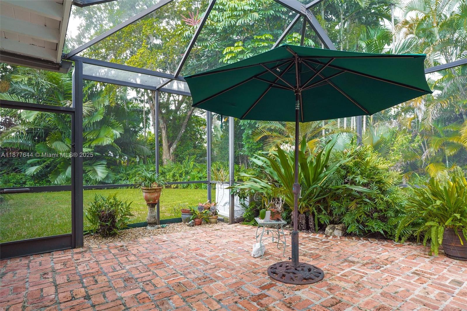 TANGLEWOOD GDNS - Residential