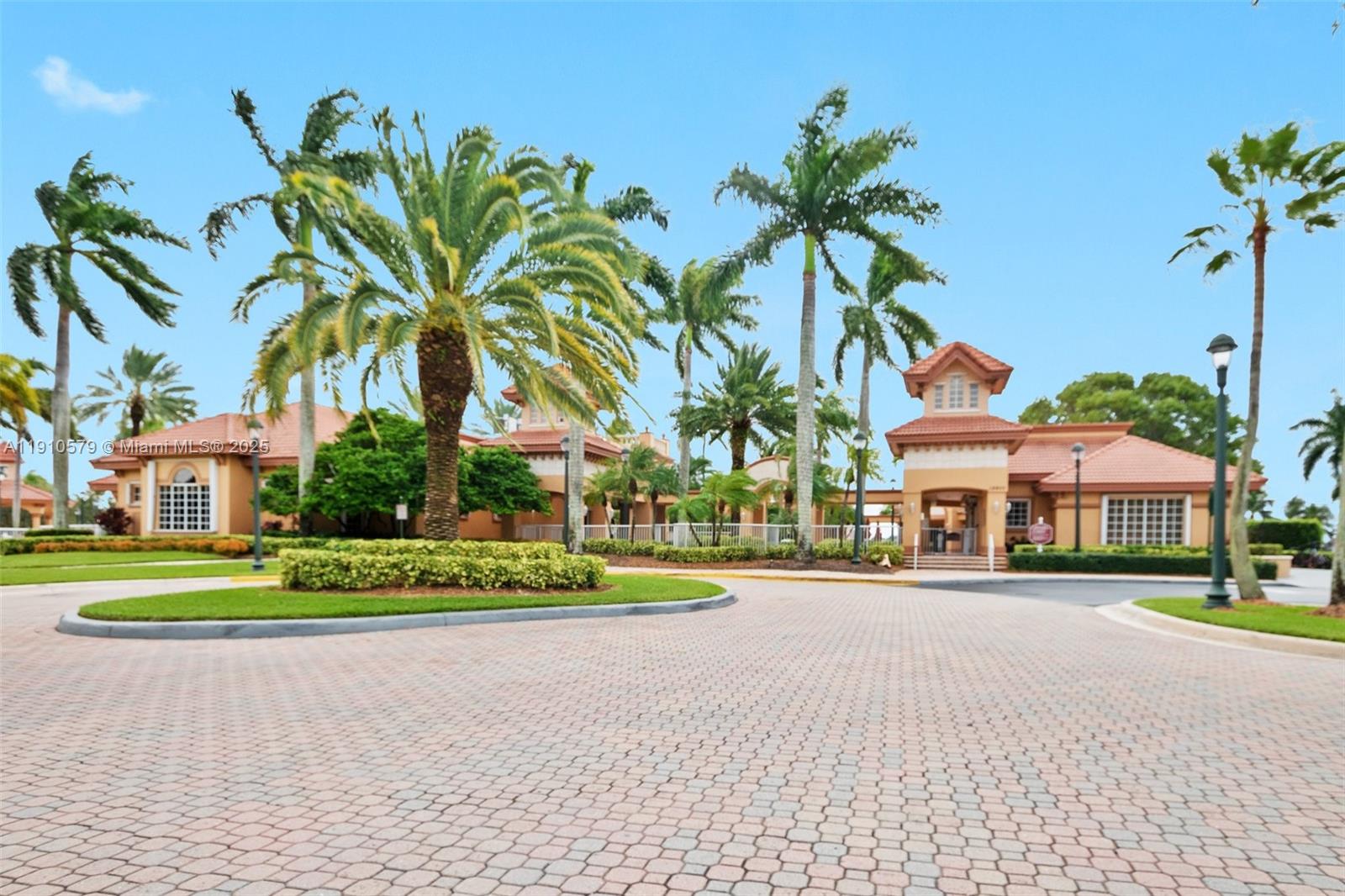 PARCEL D AT SUNSET LAKES - Residential