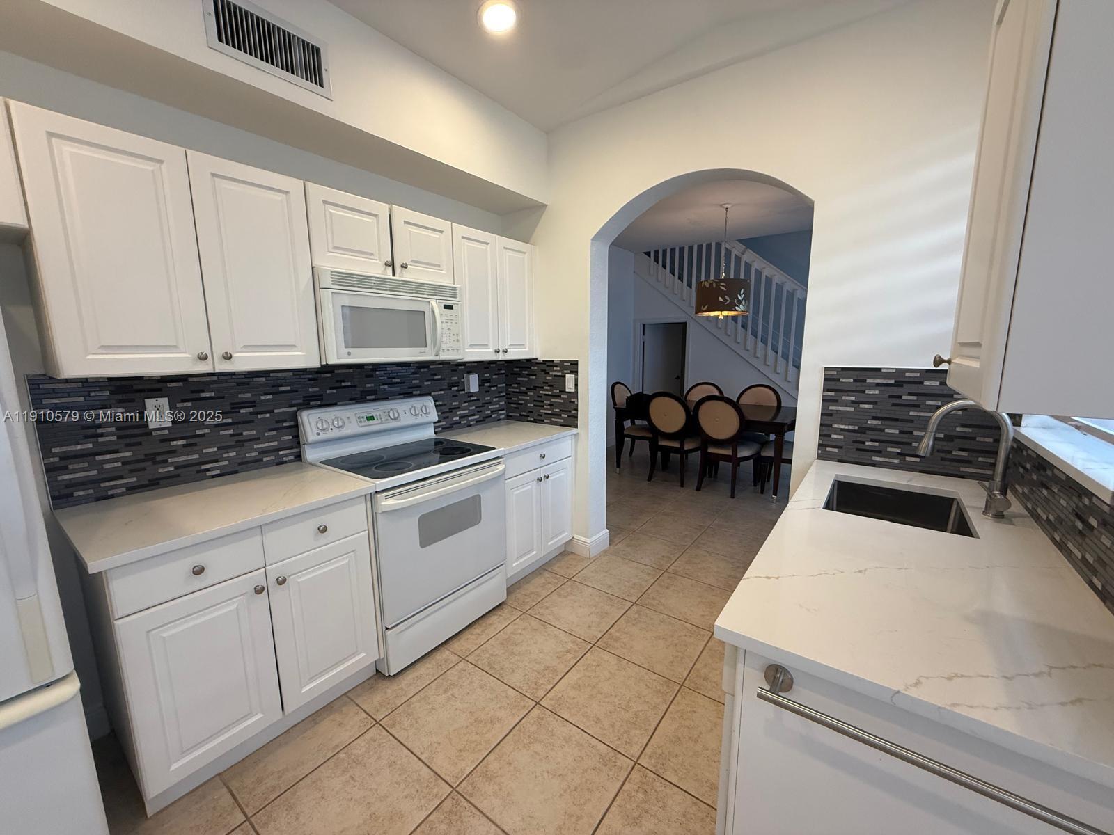 PARCEL D AT SUNSET LAKES - Residential