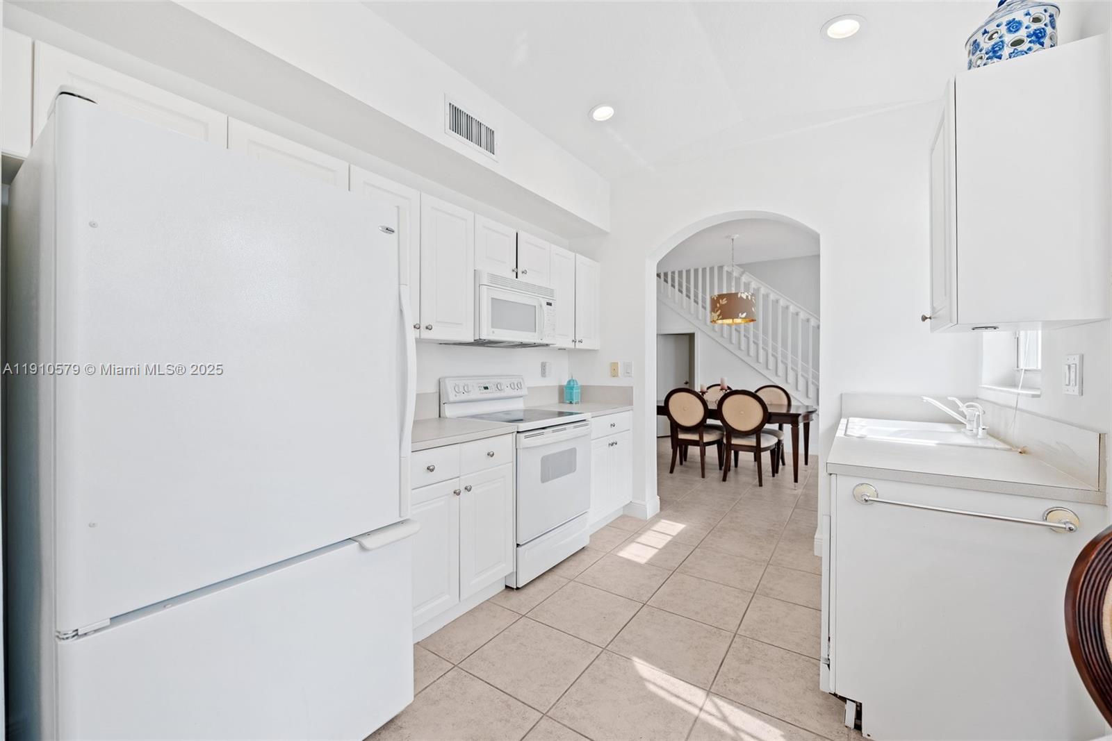 PARCEL D AT SUNSET LAKES - Residential