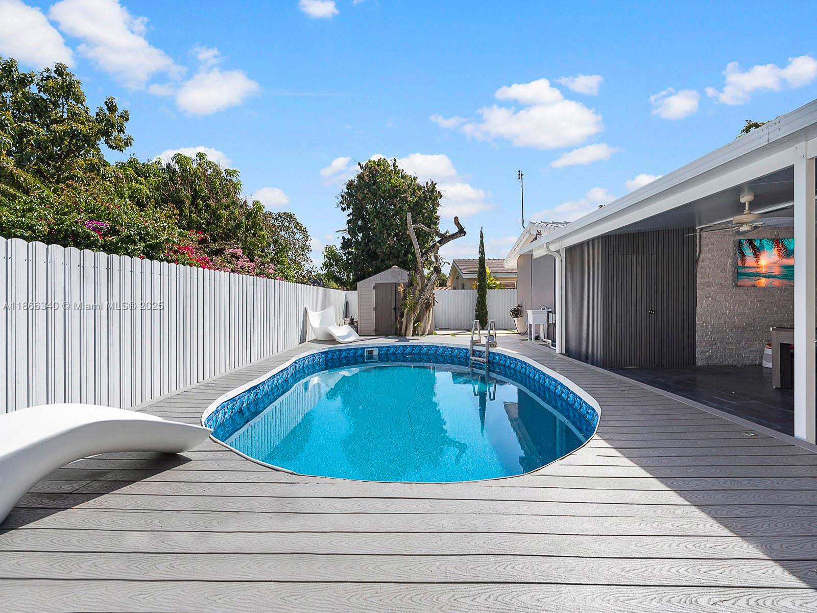 MIAMI LAKES SEC 4 - Residential Lease