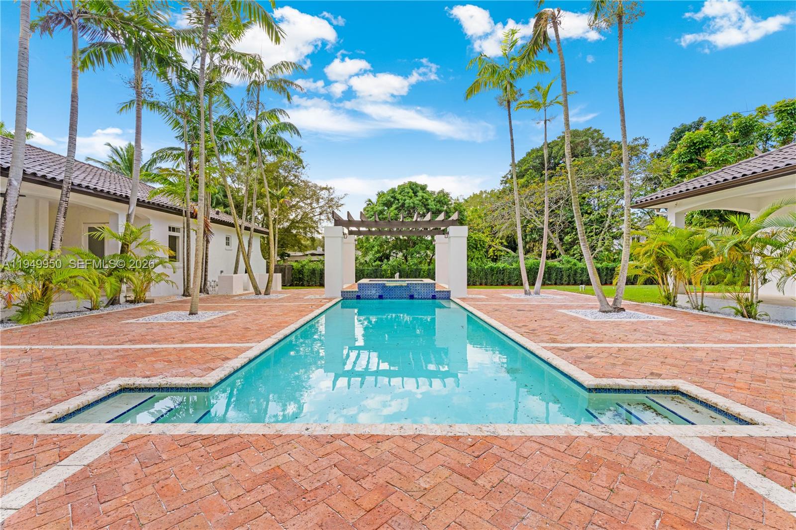 BAY RIDGE ESTS - Residential