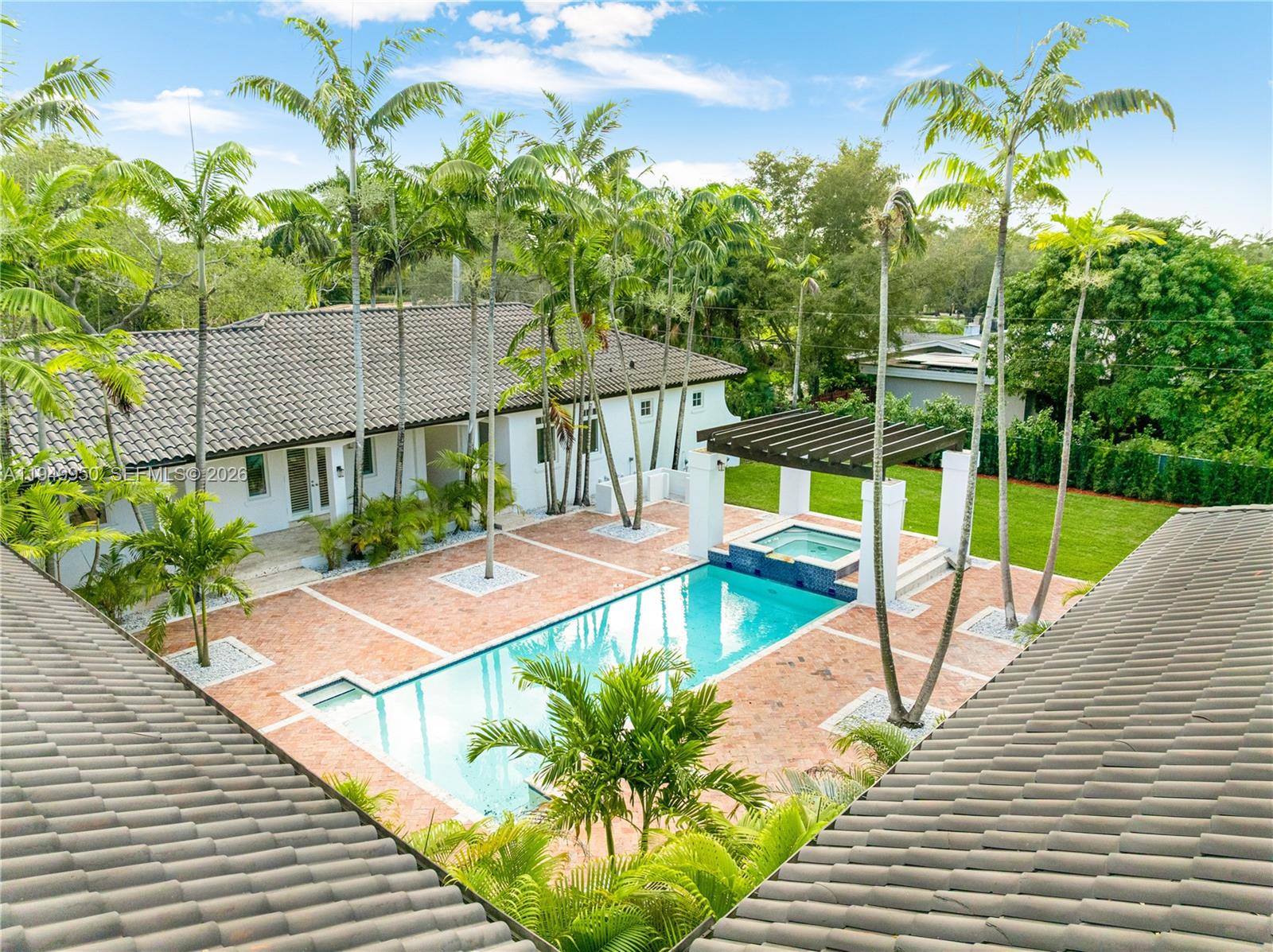 BAY RIDGE ESTS - Residential