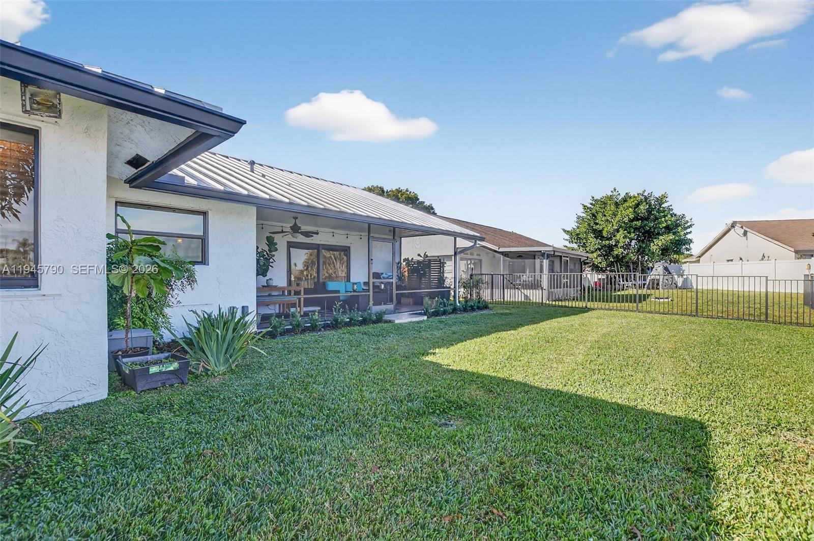 BOCA FONTANA PH 2-B - Residential