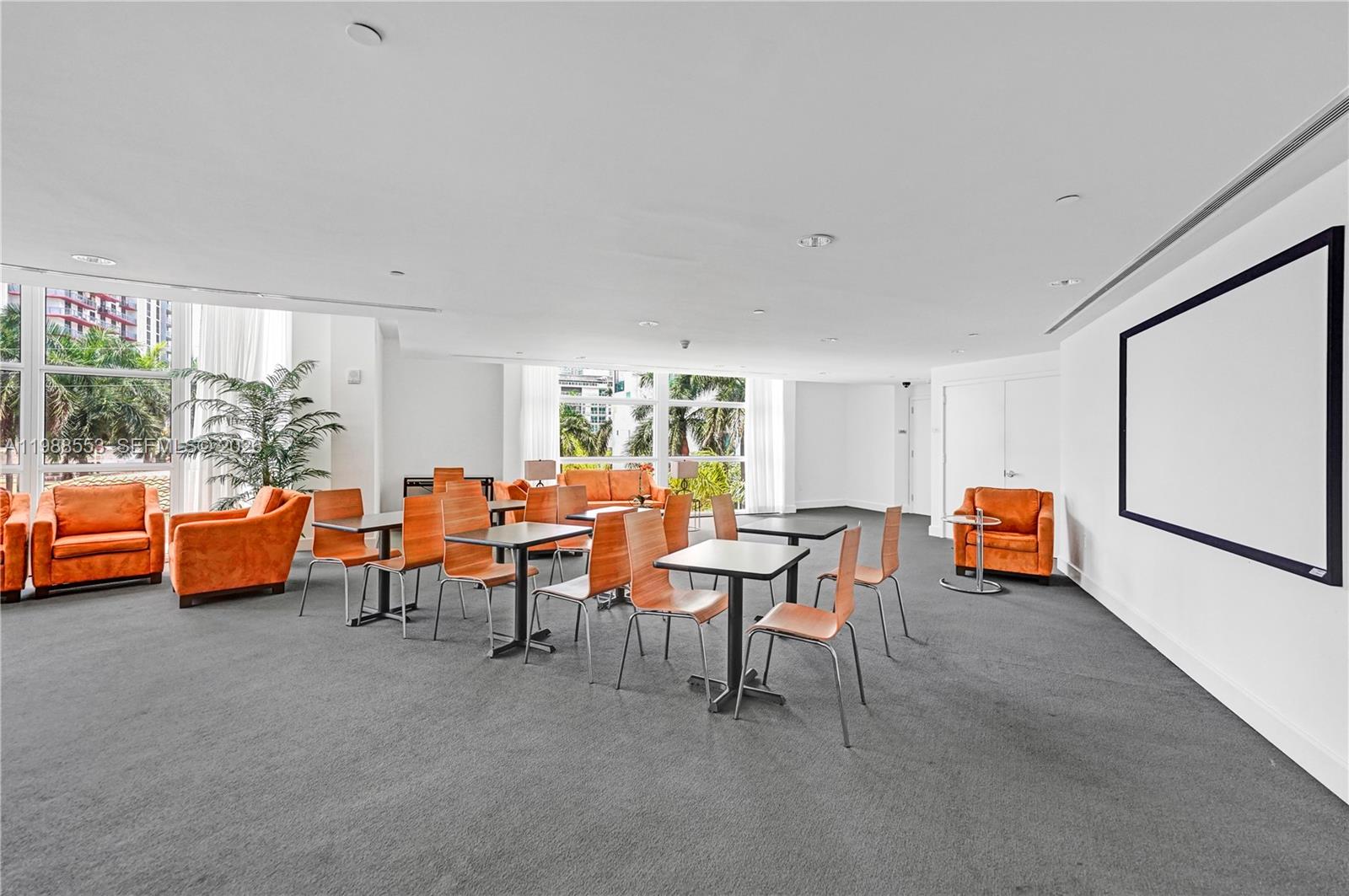 CITY 24 CONDO - Residential Lease