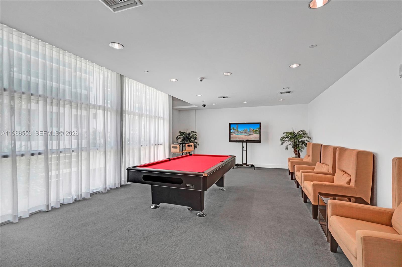 CITY 24 CONDO - Residential Lease