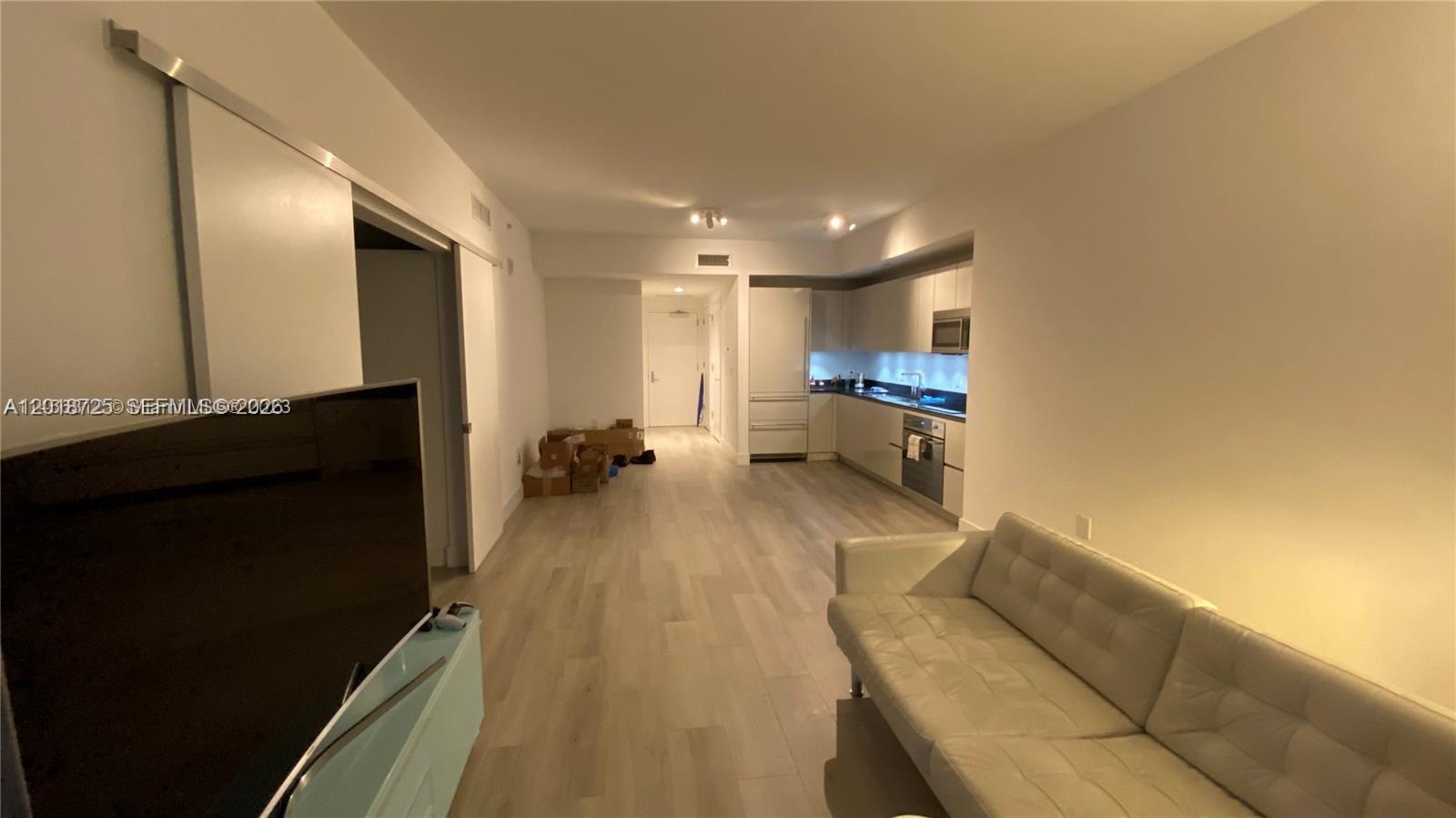 1010 BRICKELL CONDO - Residential